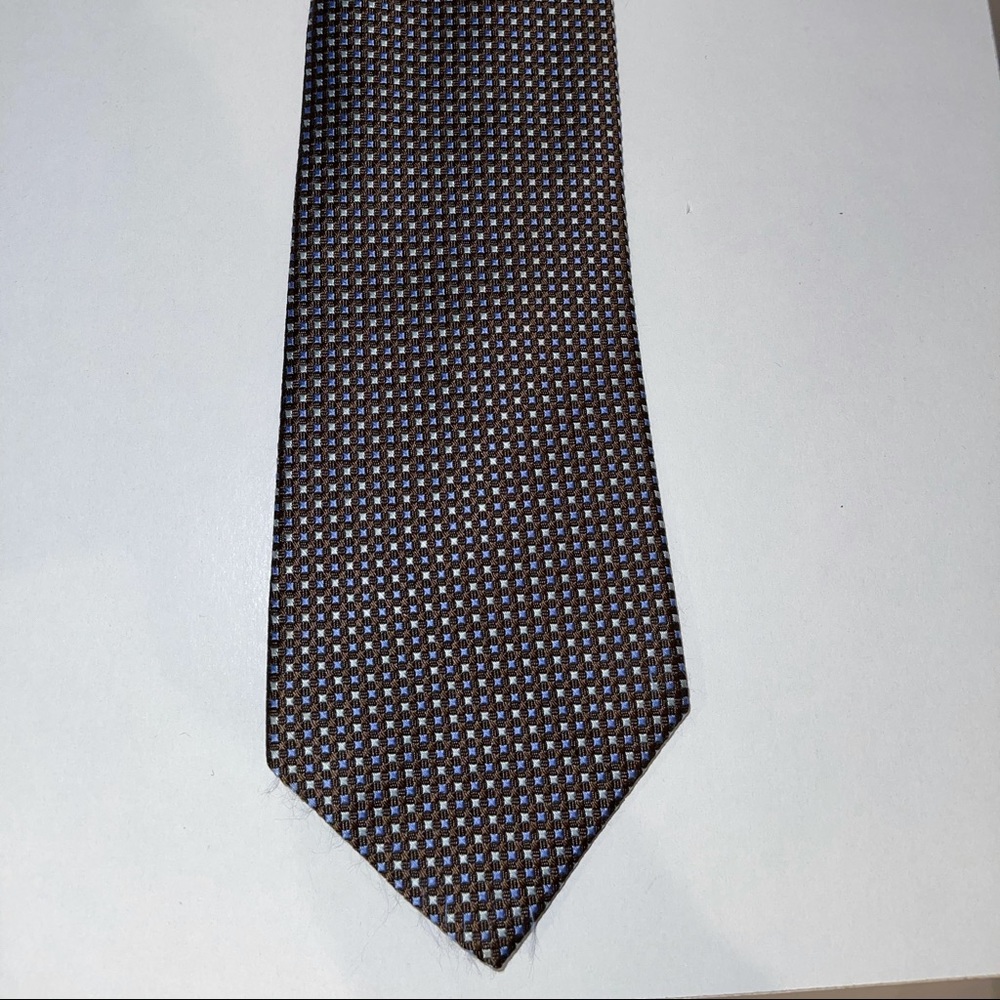 Brooks Brothers stain resistant tie